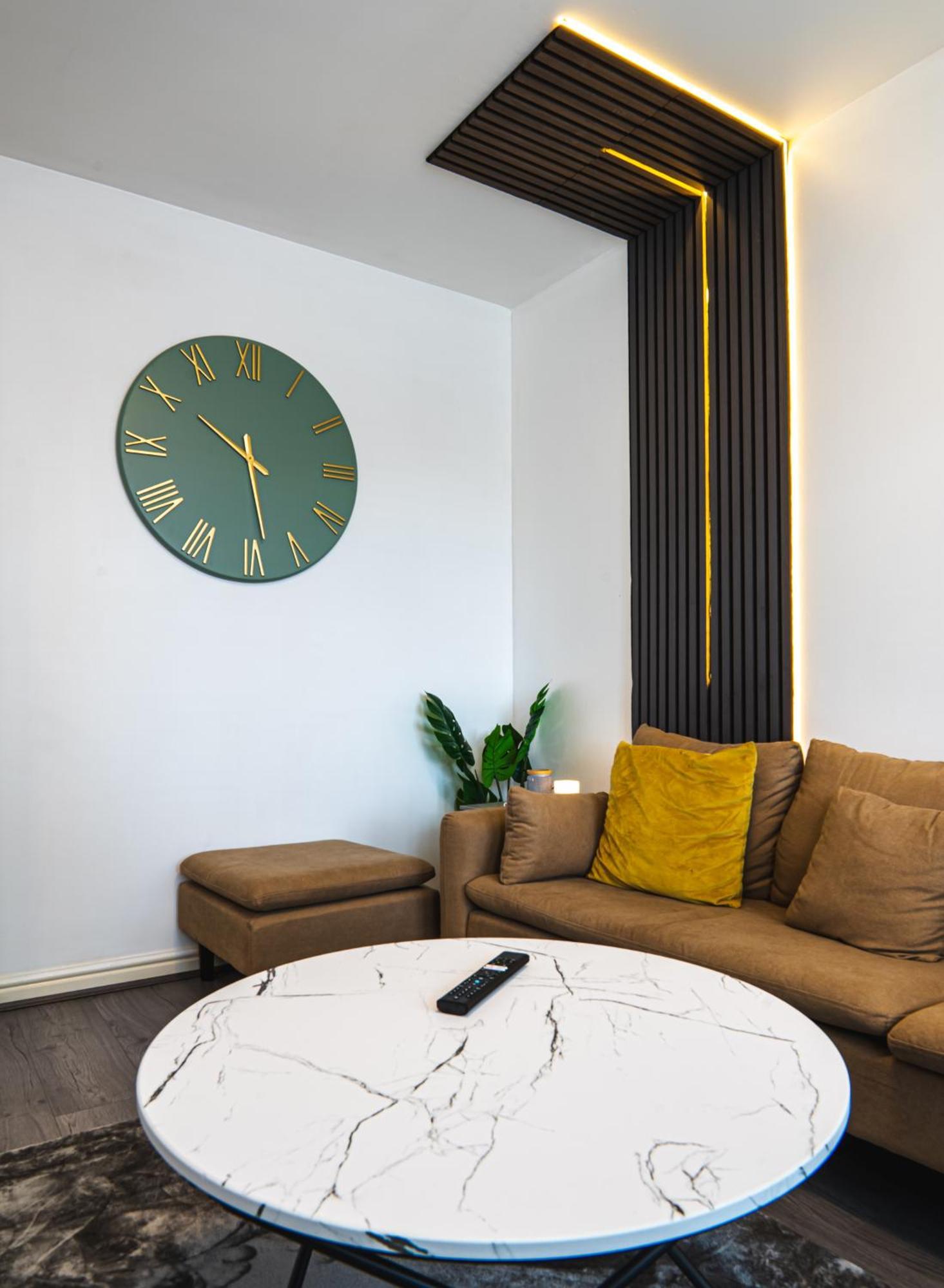 The Shropshire - Sleeps 8 - Coventry, Comfy, Groups, Fast Wifi, Luxury